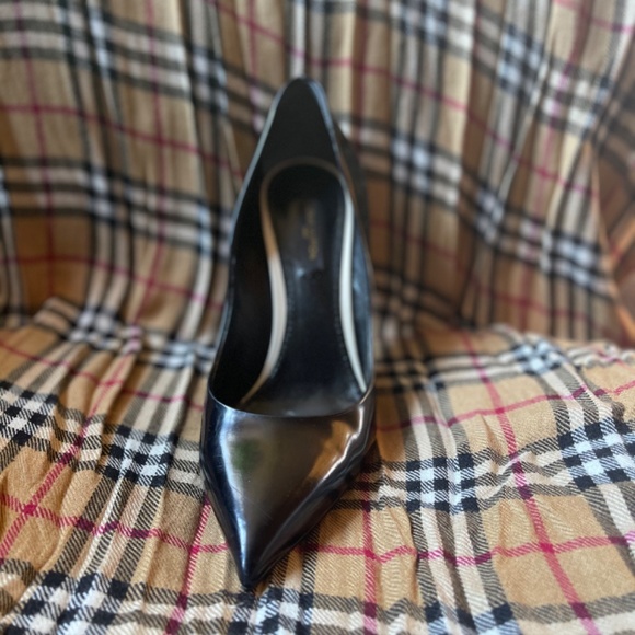Authentic Louis Vuitton Eyeline Heels Pointy Toe - Picture 6 of 9